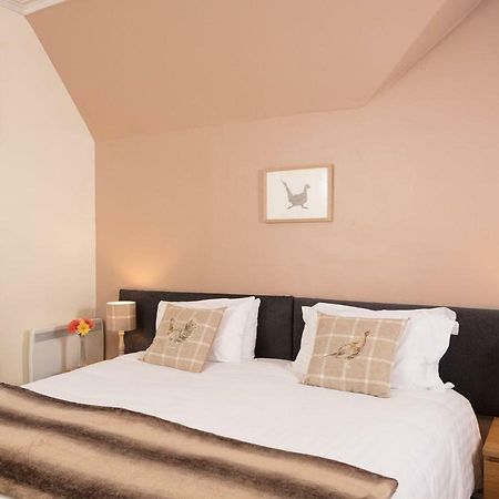 The Gordon Arms Hotel West Linton Ngoại thất bức ảnh